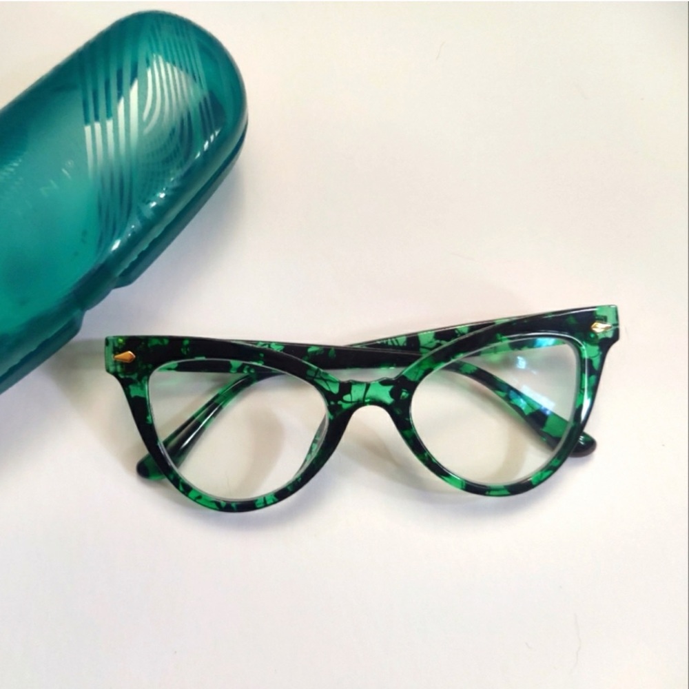 fun EUC green tortie cateye glasses